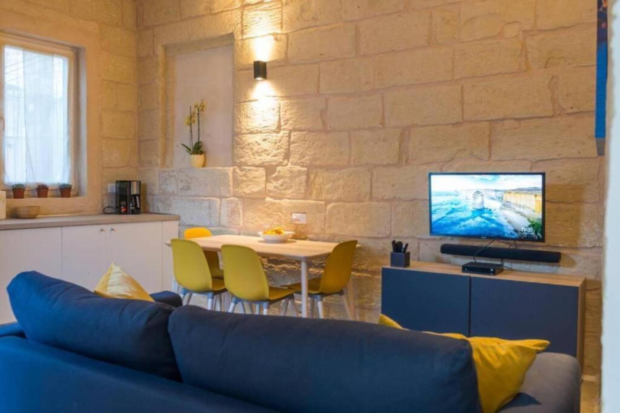 Authentic 1St Fl Apartment At The 3 Cities Marina Cospicua Exterior foto